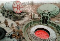 This file picture dated 1998 shows a Russian Army missile launch pad during a display of the replacement of a nuclear missile by another at the Tamanskaya division, Saratov region. (-/AFP)