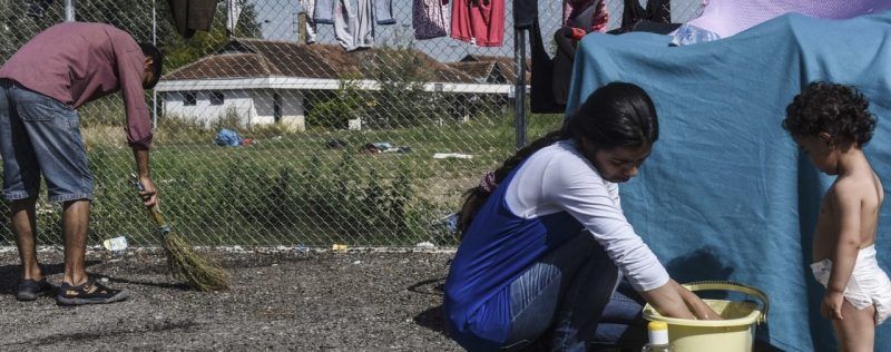 Camp de réfugiés dans les Balkans, été 2015.