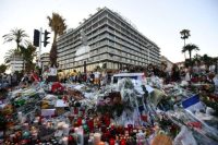 Mémorial sur la Promenade des anglais à Nice en hommage aux victimes de l'attentat, le 16 juillet 2016 Photo ANNE-CHRISTINE POUJOULAT. AFP