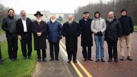 Crisis Group's Senior Analyst for Israel/Palestine Ofer Zalzberg (right) and Israeli national religious Jewish leaders standing in front of Stormont Parliament, Belfast, Northern Ireland, in February 2017. CRISIS GROUP/Ofer Zalzberg