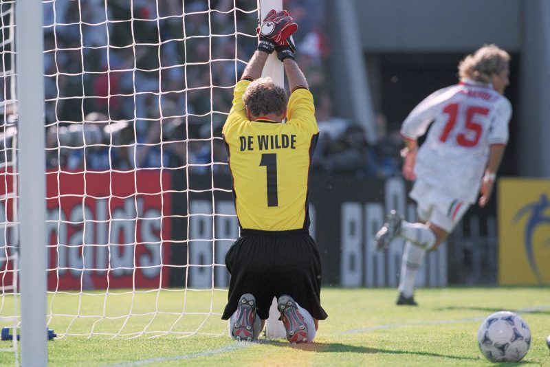 Belgian goalkeeper Filip De Wilde failed to stop a goal by Mexico's Cuauhtémoc Blanco during the 1998 Soccer World Cup. (Photo by Dimitri Iundt/TempSport/Corbis/VCG via Getty Images)