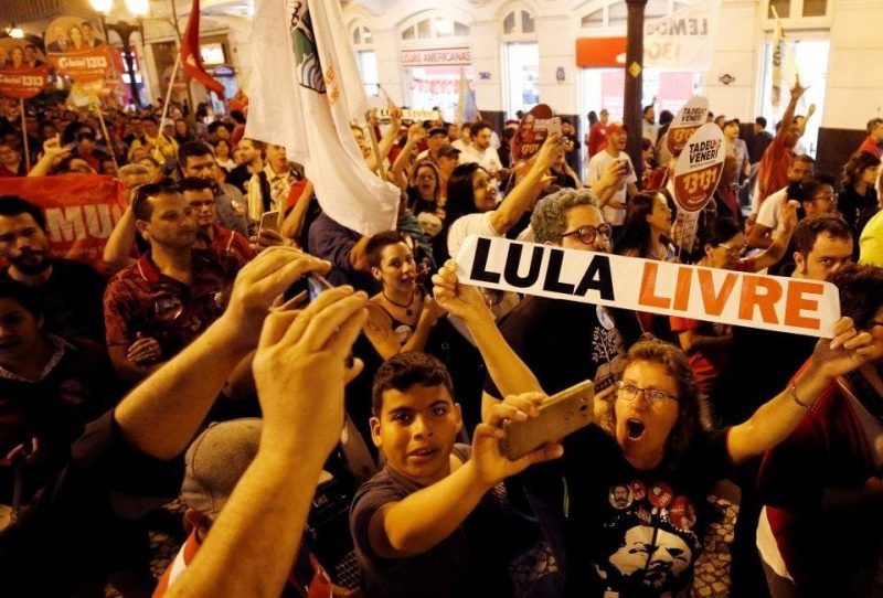 Supporters of the former Brazilian President Luiz Inacio Lula da Silva attend a rally in Curitiba, Brazil August 30, 2018. The sign reads “Free Lula.” (Reuters)