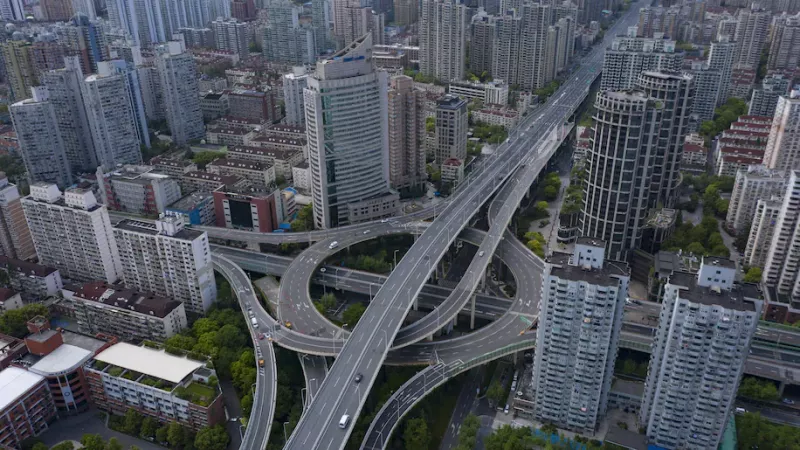 Shanghai's nearly empty roads during a covid lockdown on Thursday. (Bloomberg)