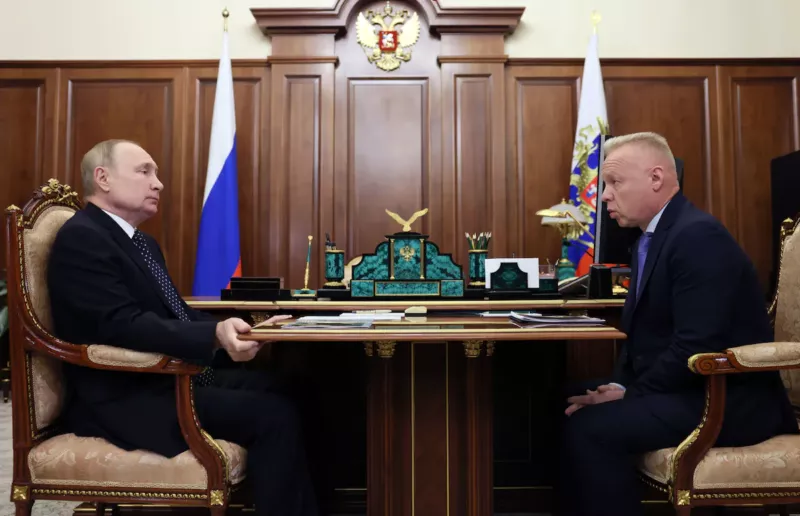 Putin meets with Dmitry Mazepin, chairman of the Commission for the Production and Marketing of Mineral Fertilizers. (Mikhail Metzel/Kremlin Pool/Sputnik/EPA-EFE/Shutterstock)